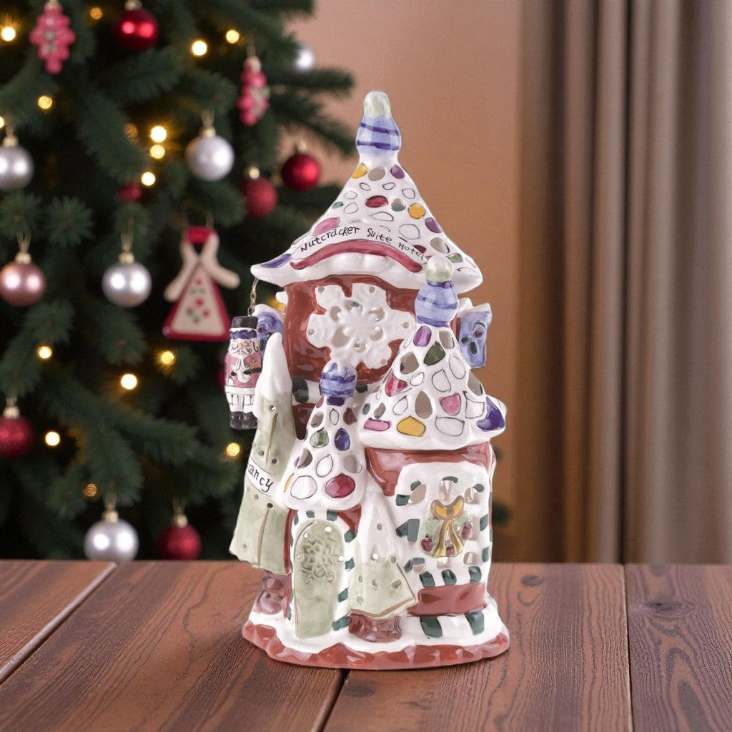 Nutcracker Suite Hotel Candle House