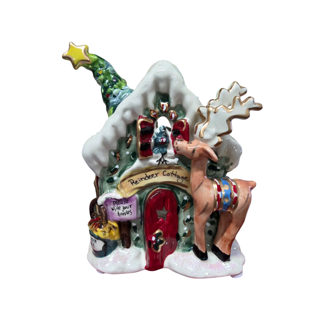 Reindeer Cottage Candle House - view 2