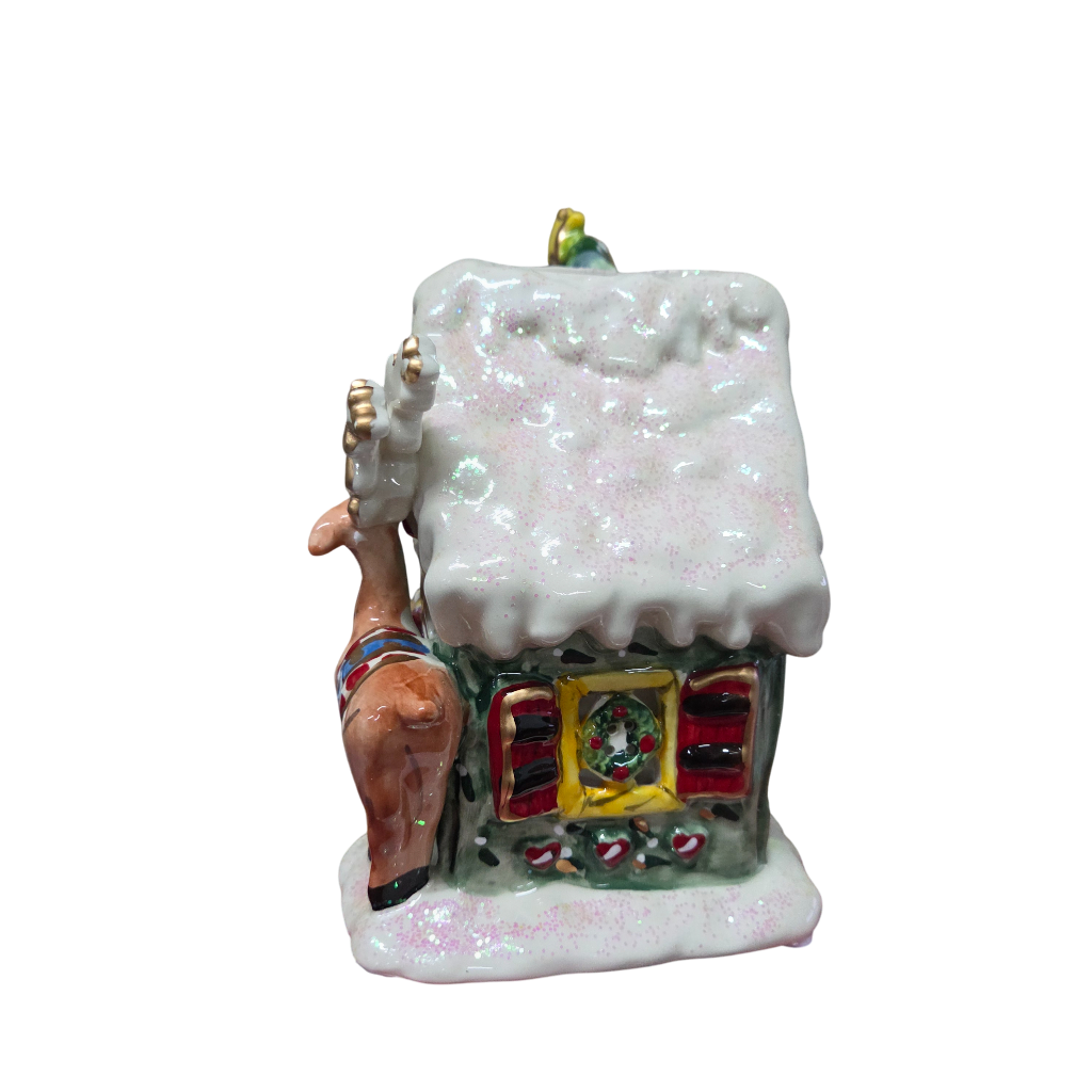 Reindeer Cottage Candle House - view 4