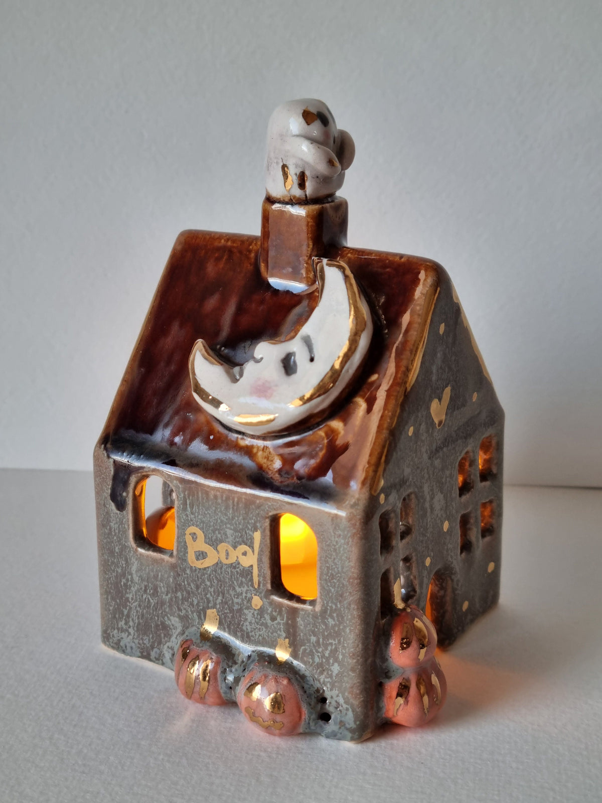 Rustic Haunted House Tealight Set